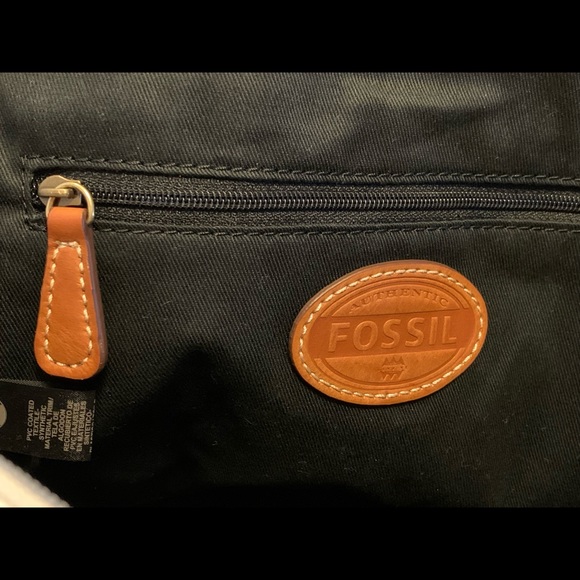 NWOT Fossil Coated Canvas Crossbody Purse - Picture 9 of 13